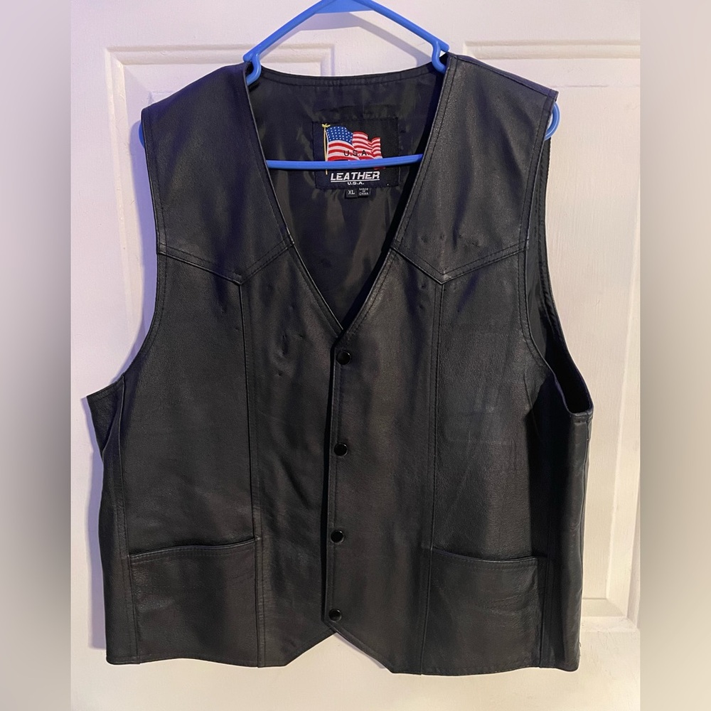 Black Men's Vest